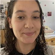 Profesora que imparte clases de Español tanto a niños como a adolescentes hasta los 15/16 años